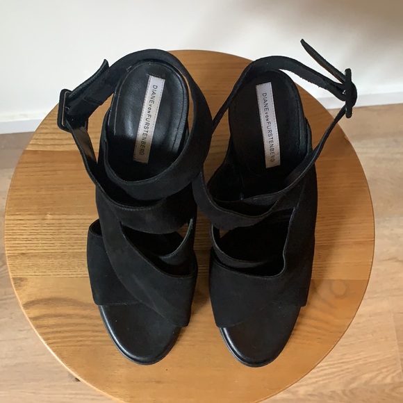 Diane Von Furstenberg “Wynne” Covered Wedge Sandals - Picture 4 of 7